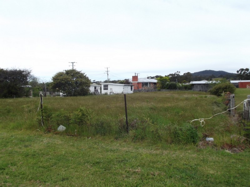 77 Quail Street, St Helens TAS 7216