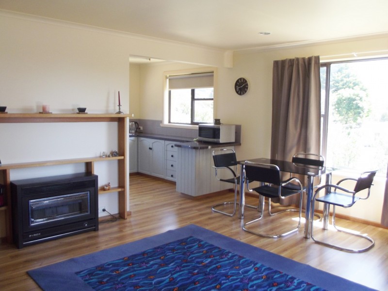 170 Main Road, Binalong Bay TAS 7216