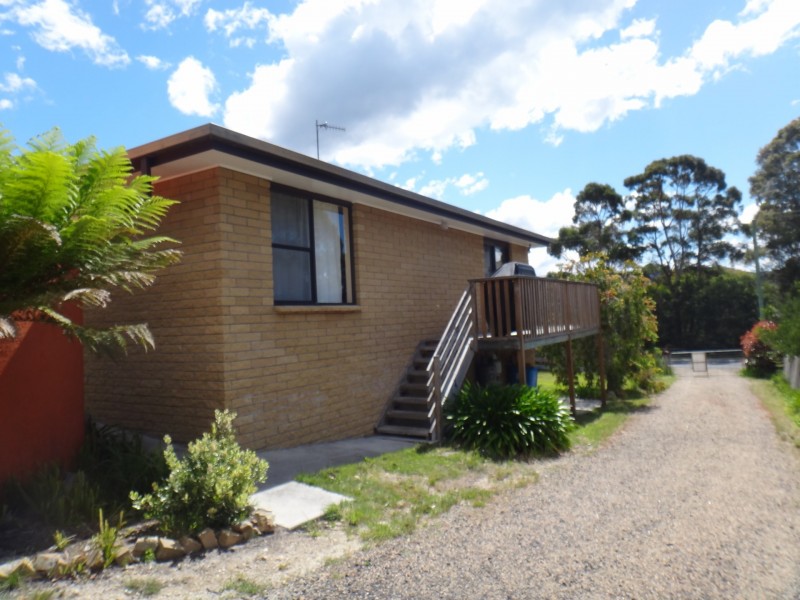 170 Main Road, Binalong Bay TAS 7216