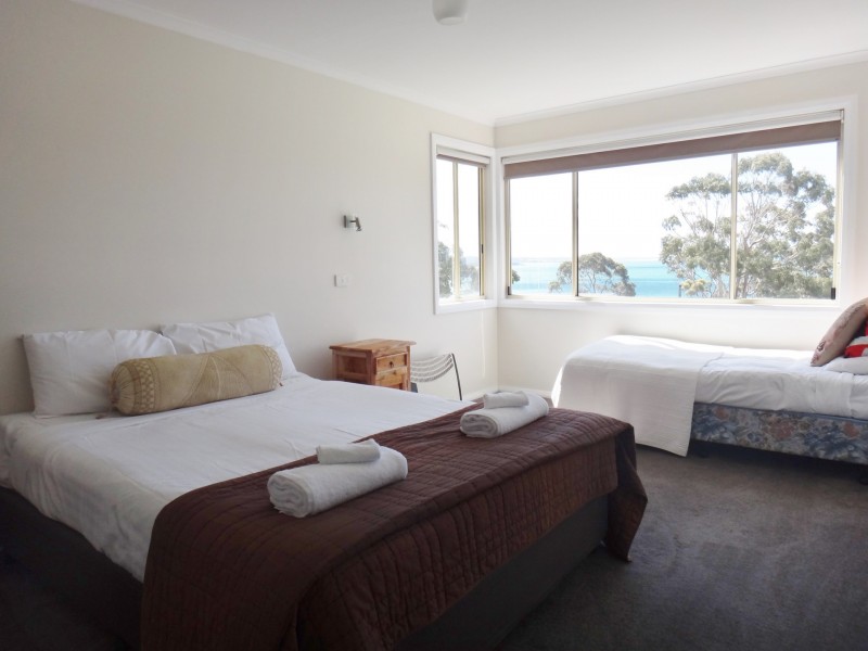 34 Highcrest Avenue, Binalong Bay TAS 7216