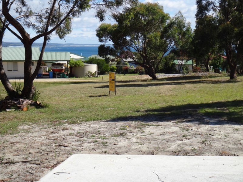 1/36 Coffey Drive, Binalong Bay TAS 7216