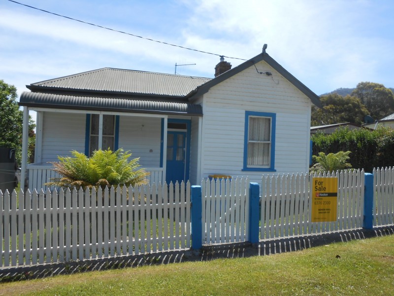 9 Alexander Street, Cornwall TAS 7215