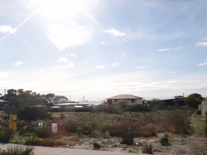 13 Freshwater Street, Beaumaris TAS 7215