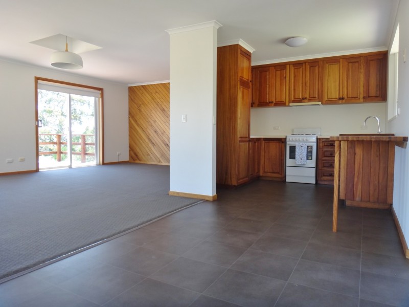 5 Lawry Heights, St Helens TAS 7216