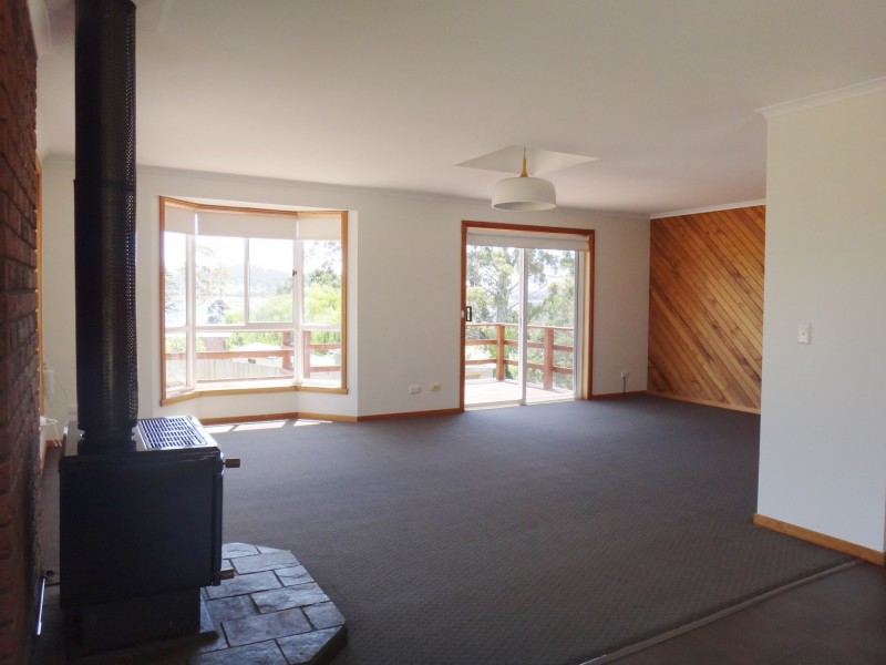 5 Lawry Heights, St Helens TAS 7216