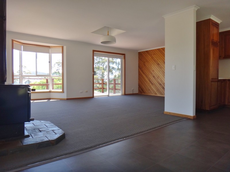 5 Lawry Heights, St Helens TAS 7216