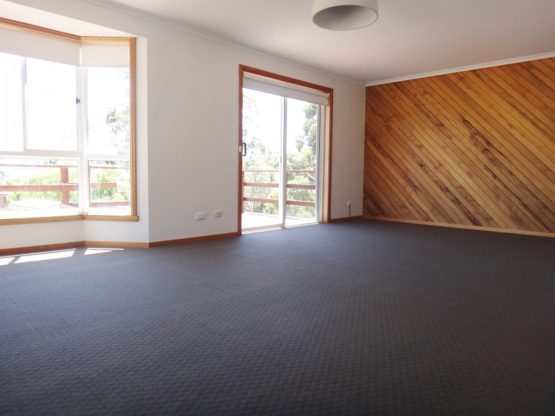 5 Lawry Heights, St Helens TAS 7216