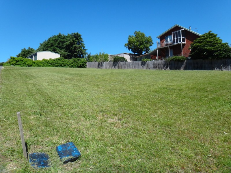 11 Penelope Street, St Helens TAS 7216