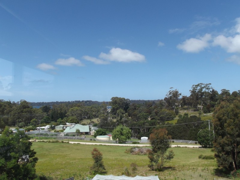 9 Bayvista Rise, St Helens TAS 7216