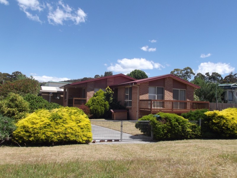 3 Falmouth Street, St Helens TAS 7216
