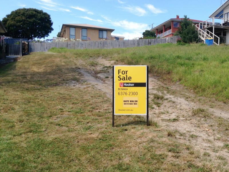 11 Erythos Grove, St Helens TAS 7216