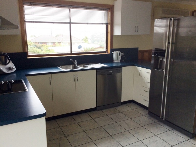 18 Lawry Heights, St Helens TAS 7216