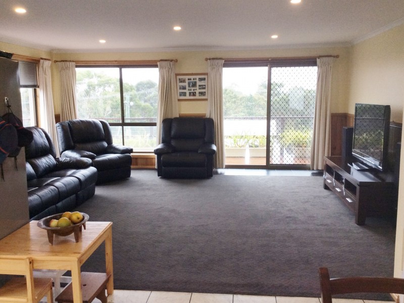 18 Lawry Heights, St Helens TAS 7216