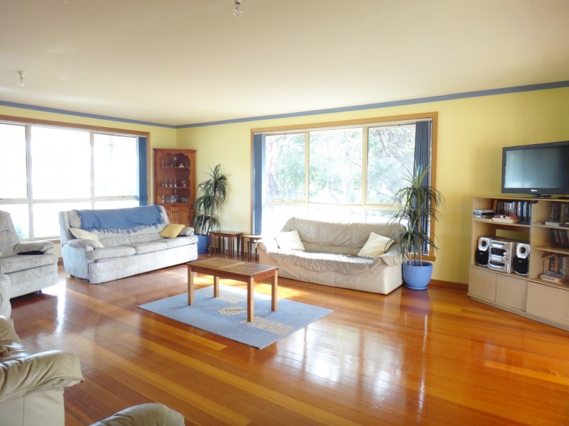 6 Richard Court, Akaroa TAS 7216