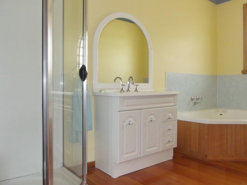 6 Richard Court, Akaroa TAS 7216