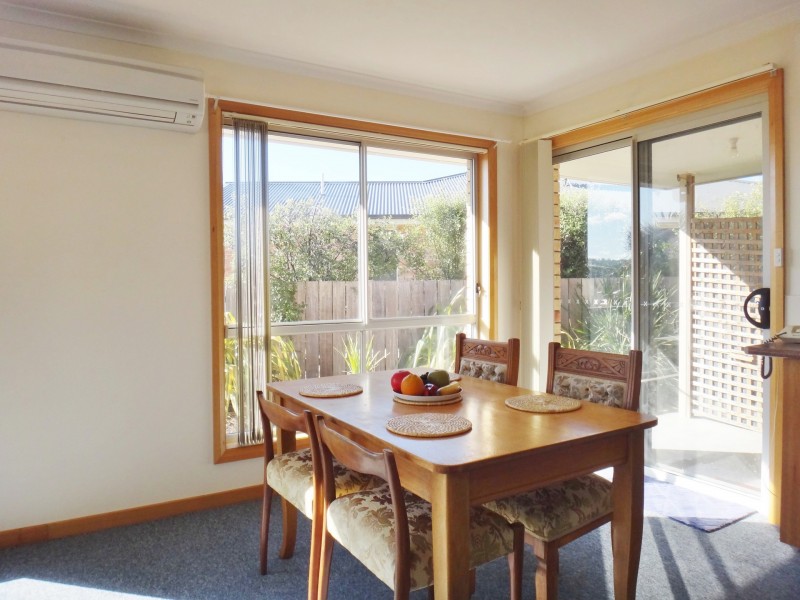 Unit 1/7 Heather Place, St Helens TAS 7216