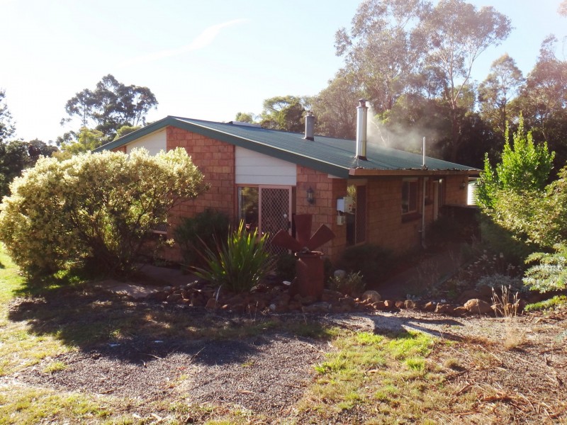 41 Cleland Drive, St Helens TAS 7216