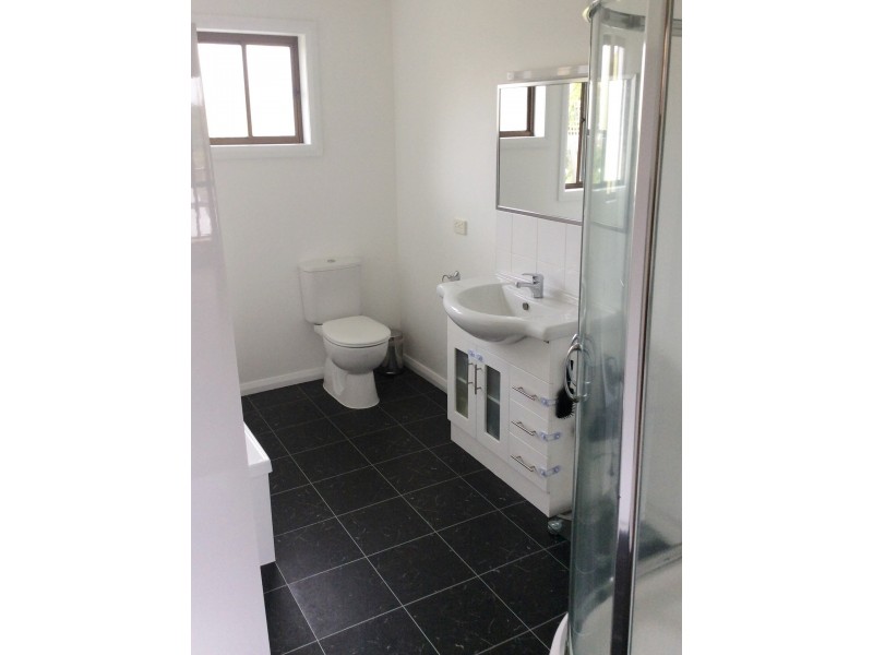 18 Lawry Heights, St Helens TAS 7216