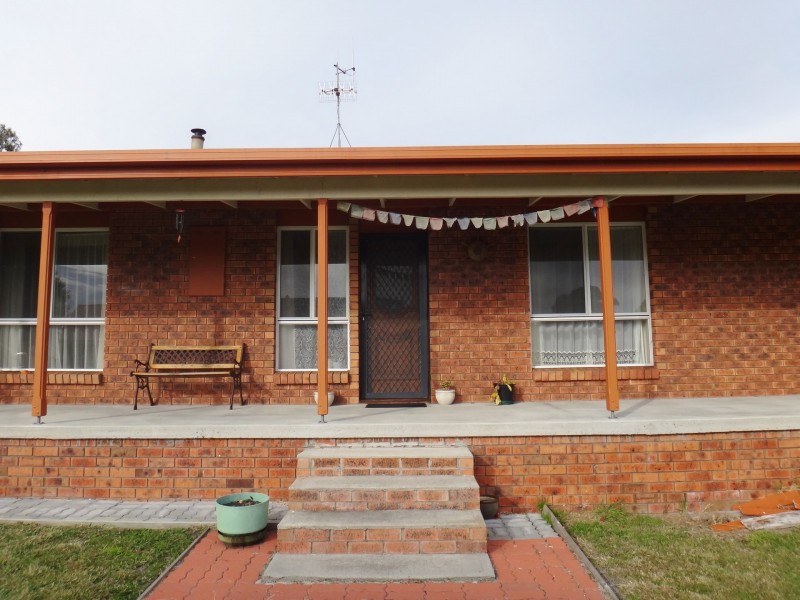 10 Cray Court, Binalong Bay TAS 7216