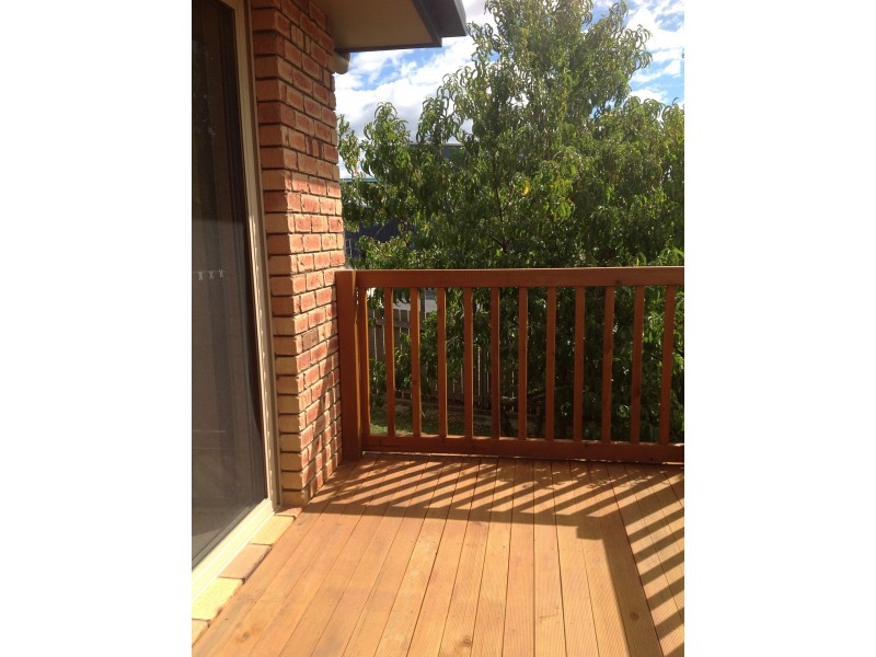 2/13 Cameron Street, St Helens TAS 7216