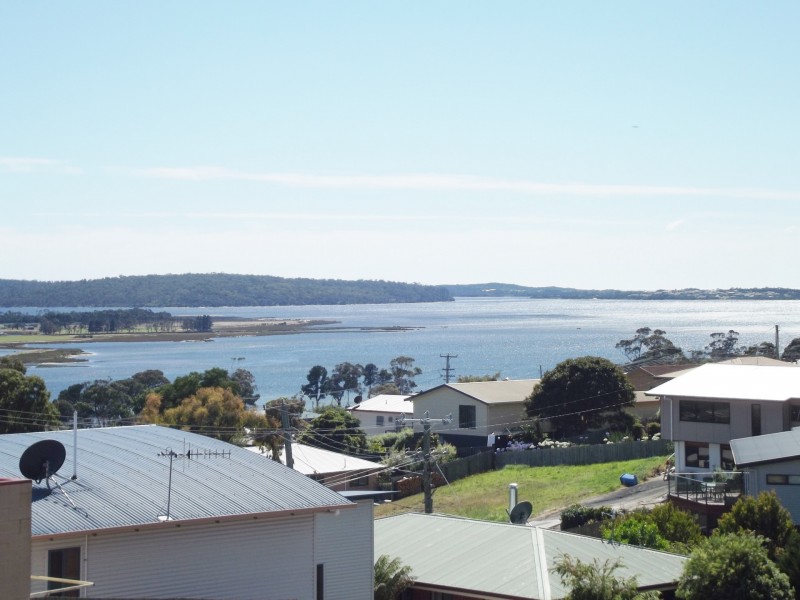 10 Douglas Court, St Helens TAS 7216