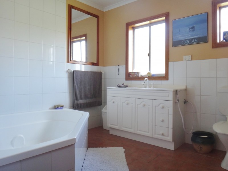 1 Mimosa Street, St Helens TAS 7216