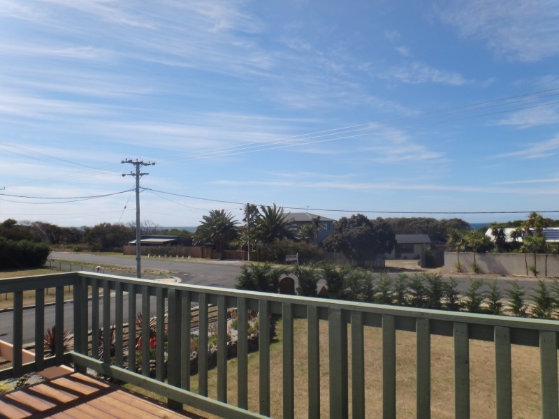 97 Tasman Highway, Beaumaris TAS 7215