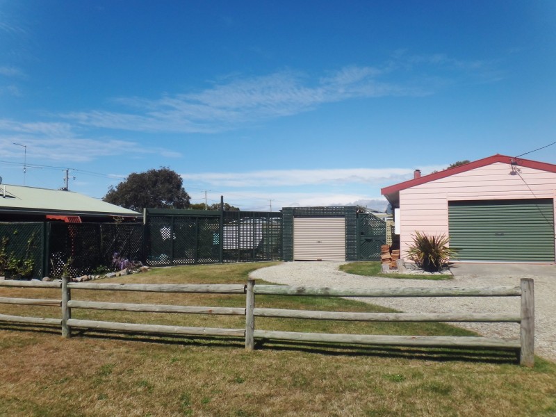 97 Tasman Highway, Beaumaris TAS 7215