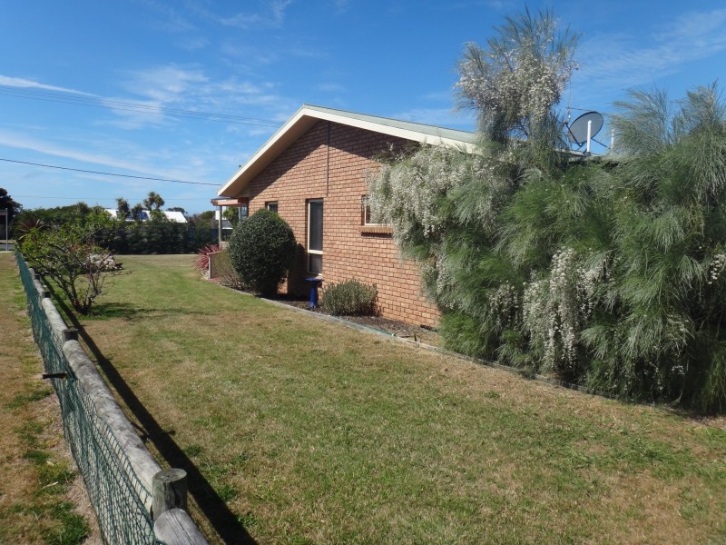 97 Tasman Highway, Beaumaris TAS 7215