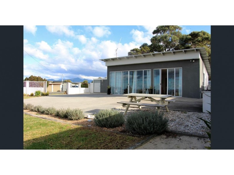 28 George Street, Scamander TAS 7215