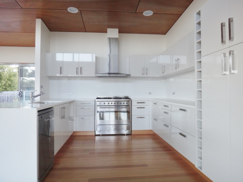 Unit 1/1 Oberon Place, Scamander TAS 7215