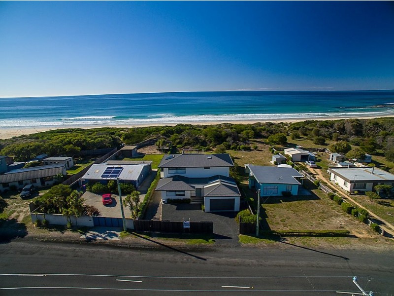 96 Tasman Highway, Beaumaris TAS 7215