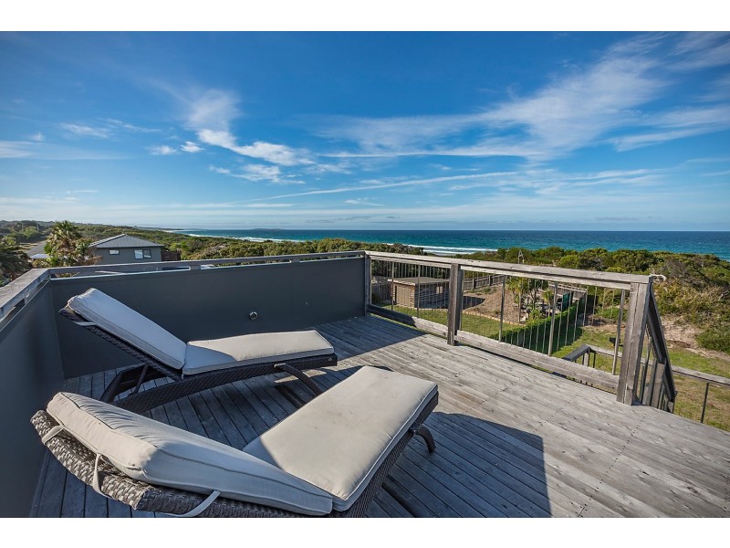 96 Tasman Highway, Beaumaris TAS 7215
