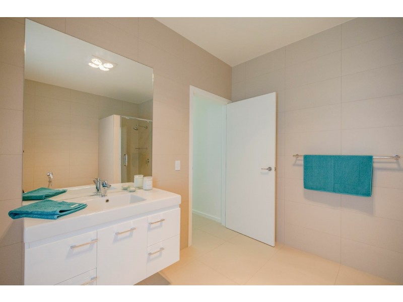 96 Tasman Highway, Beaumaris TAS 7215