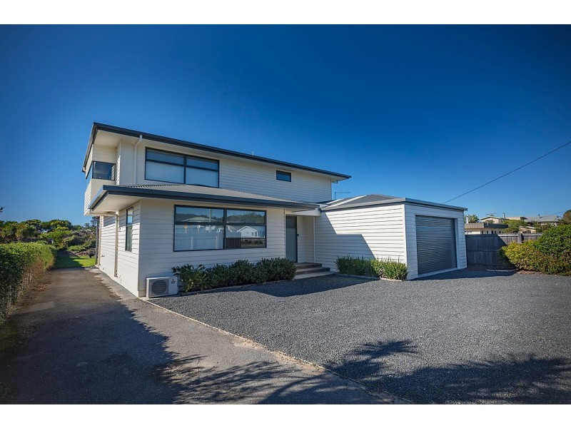 96 Tasman Highway, Beaumaris TAS 7215