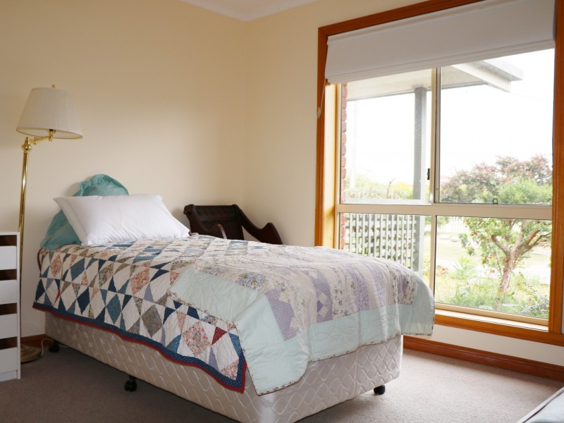12 Lindsay Parade, St Helens TAS 7216