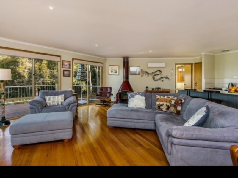 10 Lyall Road, Binalong Bay TAS 7216