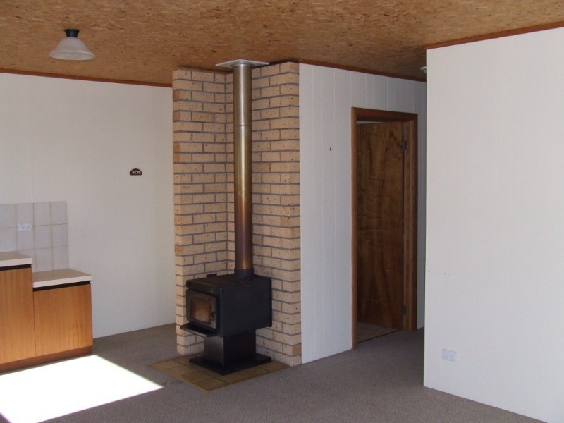 186 Main Road, Binalong Bay TAS 7216