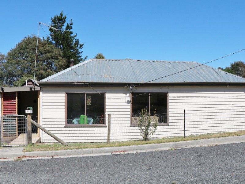 8 Aulichs Lane, St Marys TAS 7215