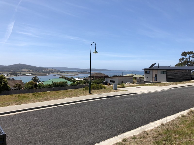 5 Susan Court, St Helens TAS 7216