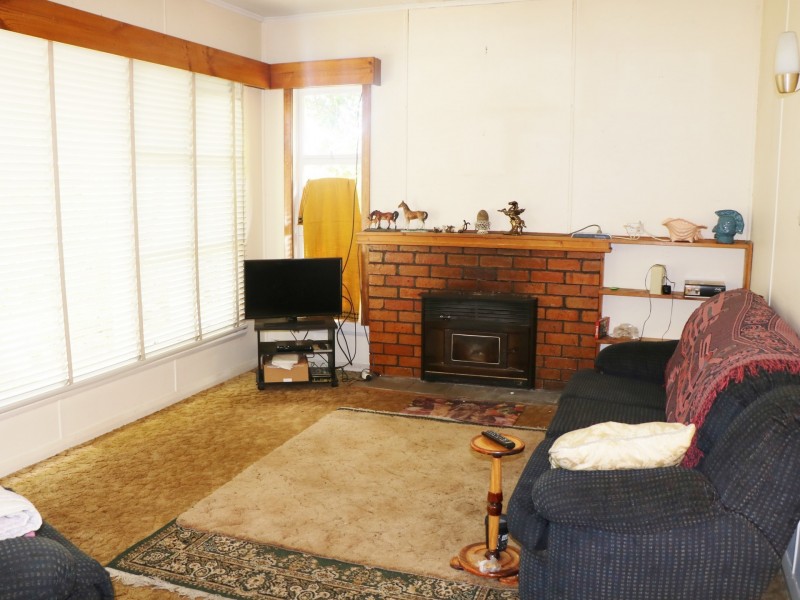 38 Medeas Cove Esplanade, St Helens TAS 7216