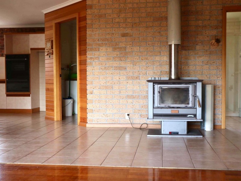 16 Pacific Drive, Binalong Bay TAS 7216