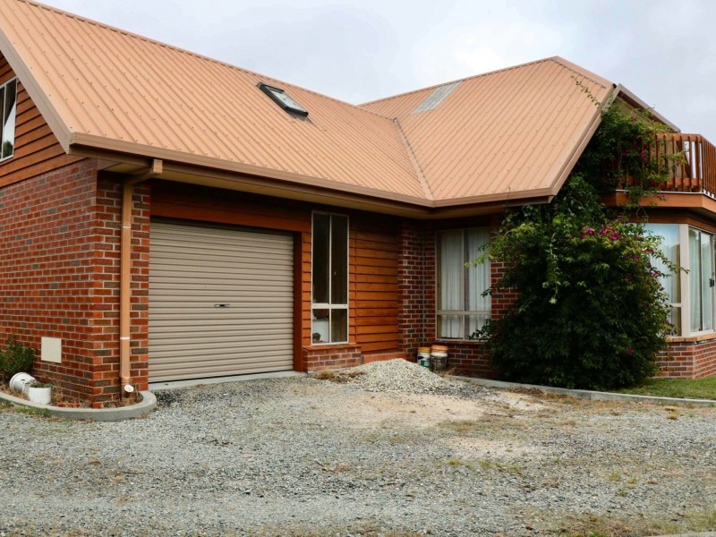 16 Pacific Drive, Binalong Bay TAS 7216