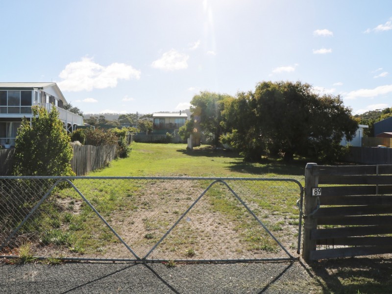 89 Tasman Highway, Beaumaris TAS 7215