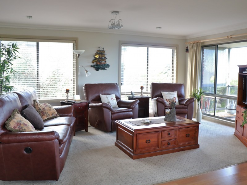 86 Tasman Highway, Beaumaris TAS 7215