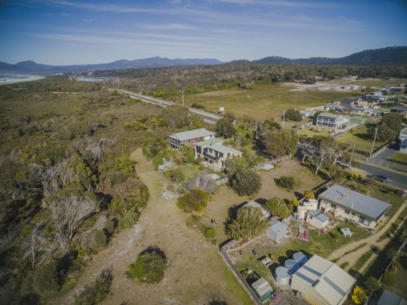 86 Tasman Highway, Beaumaris TAS 7215