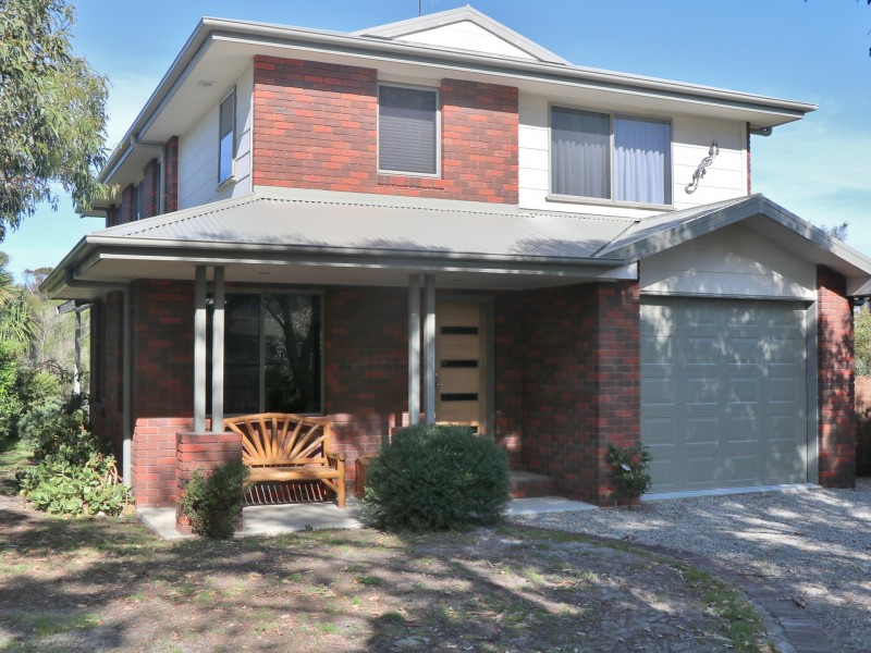 86 Tasman Highway, Beaumaris TAS 7215