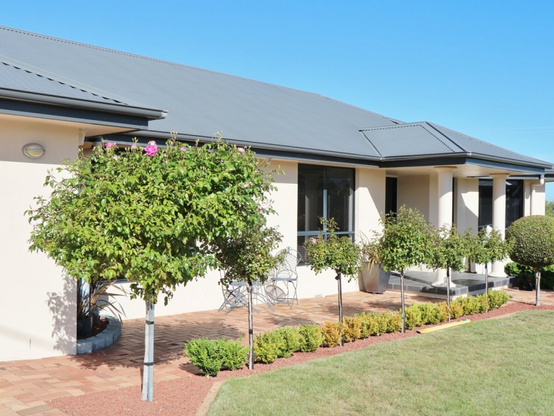 1 Pelican Court, Scamander TAS 7215