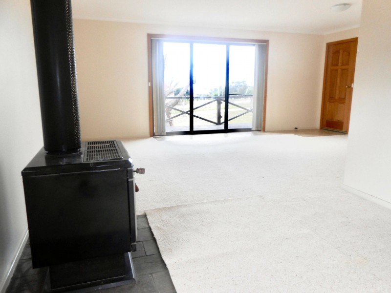 35 Coffey Drive, Binalong Bay TAS 7216