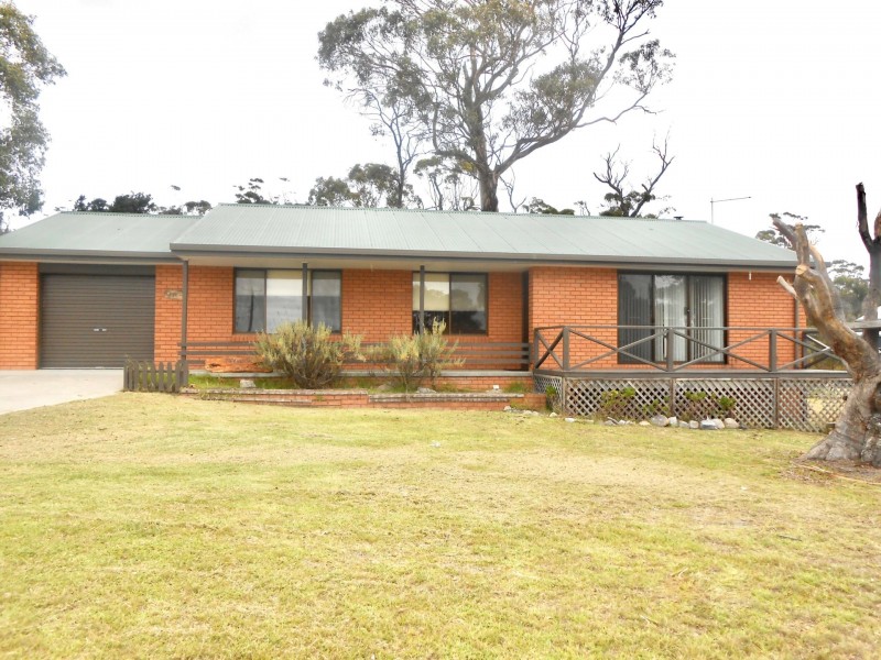 35 Coffey Drive, Binalong Bay TAS 7216